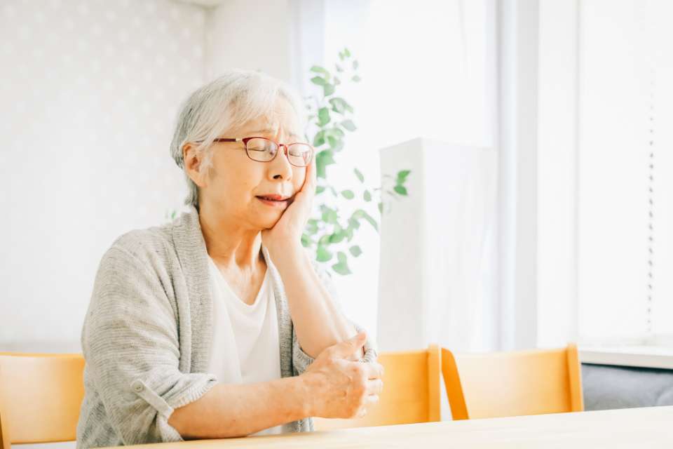 総入れ歯の使い心地が気になる方